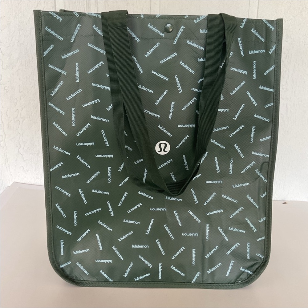 Lululemon Holiday 2024 Large Shopping Bag Tote
